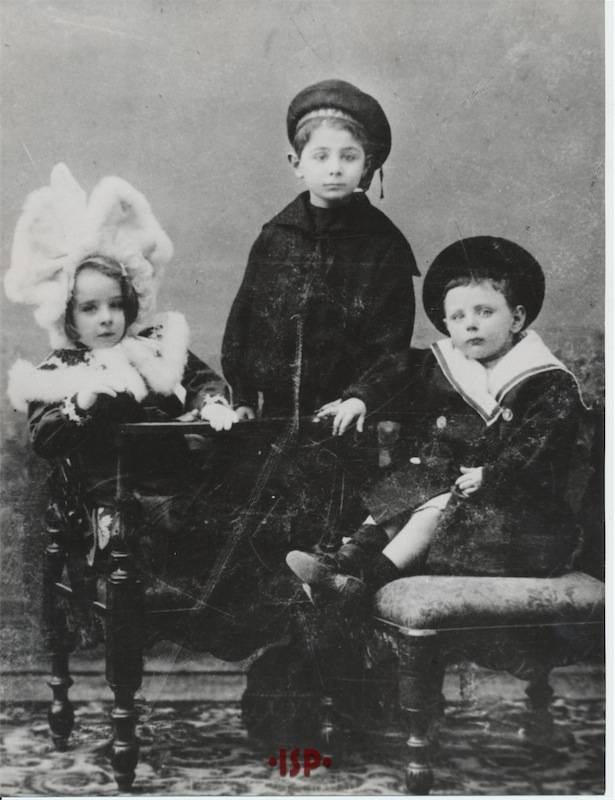 16.I figli di Luigi Pirandello e Maria Antonietta Portolano da sinistra Lietta Stefano Fausto 2